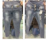 Nova : Calça Jeans cintura Alta desfiada